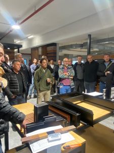 קיטים להתקנה עצמית של גדרות ופרגולות – במגוון רחב של סוגים ובאספקה מיידית!